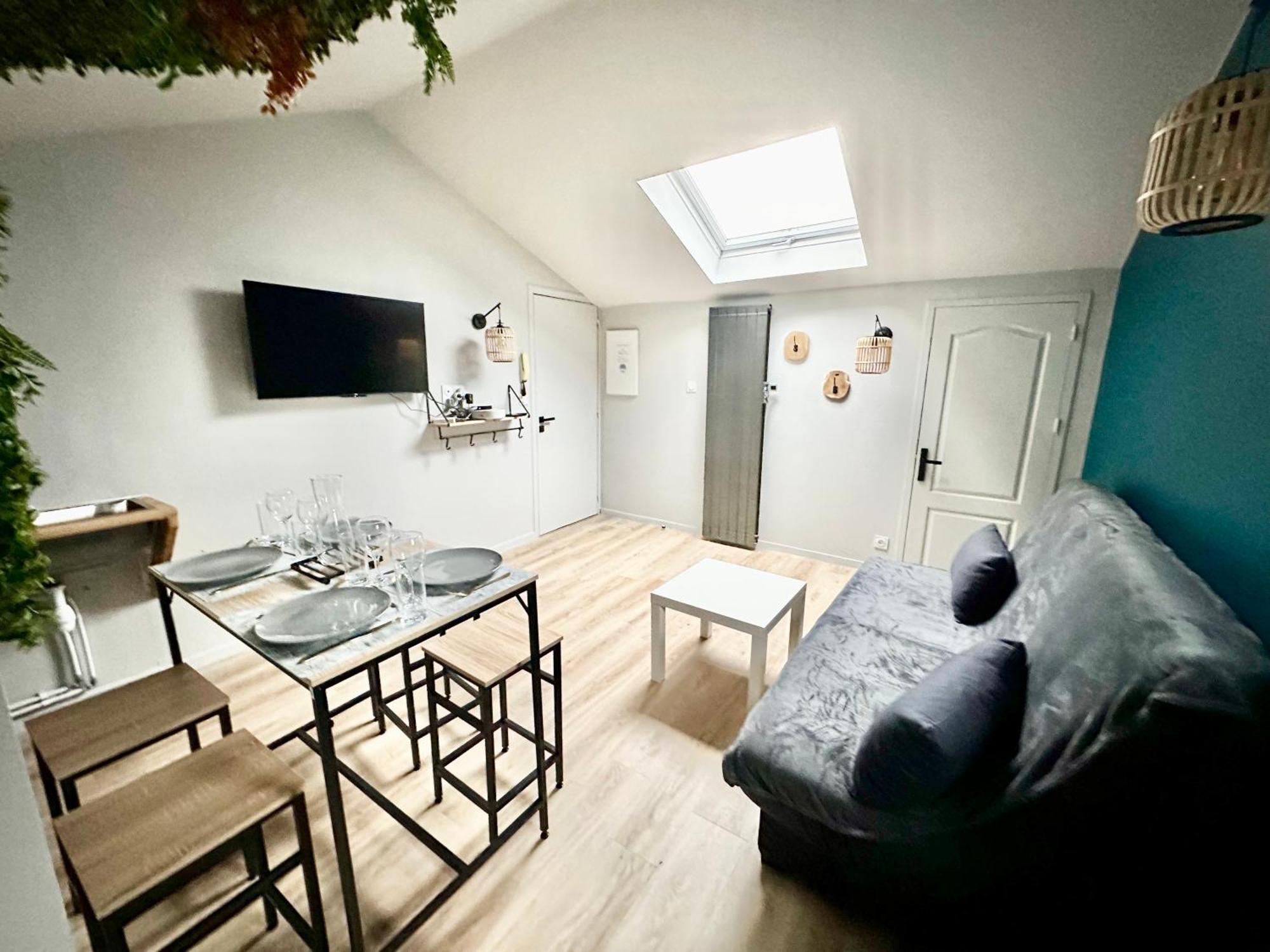 Le Florissant, Intime Et Raffine Apartment Limoges Bagian luar foto